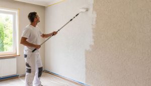 Rénovation intérieure avec peinture fraîche
